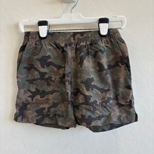 Columbia Shorts Women’s XS Sandy River II Camo Short , Hiking
